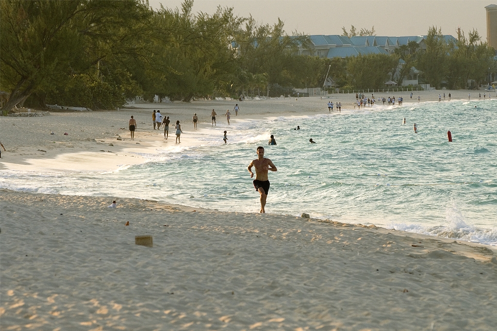 CAY0615712262006.jpg