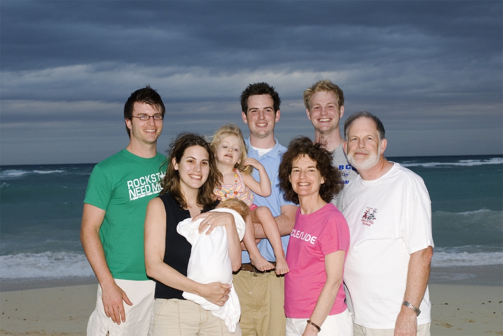 CAY0619612262006.jpg