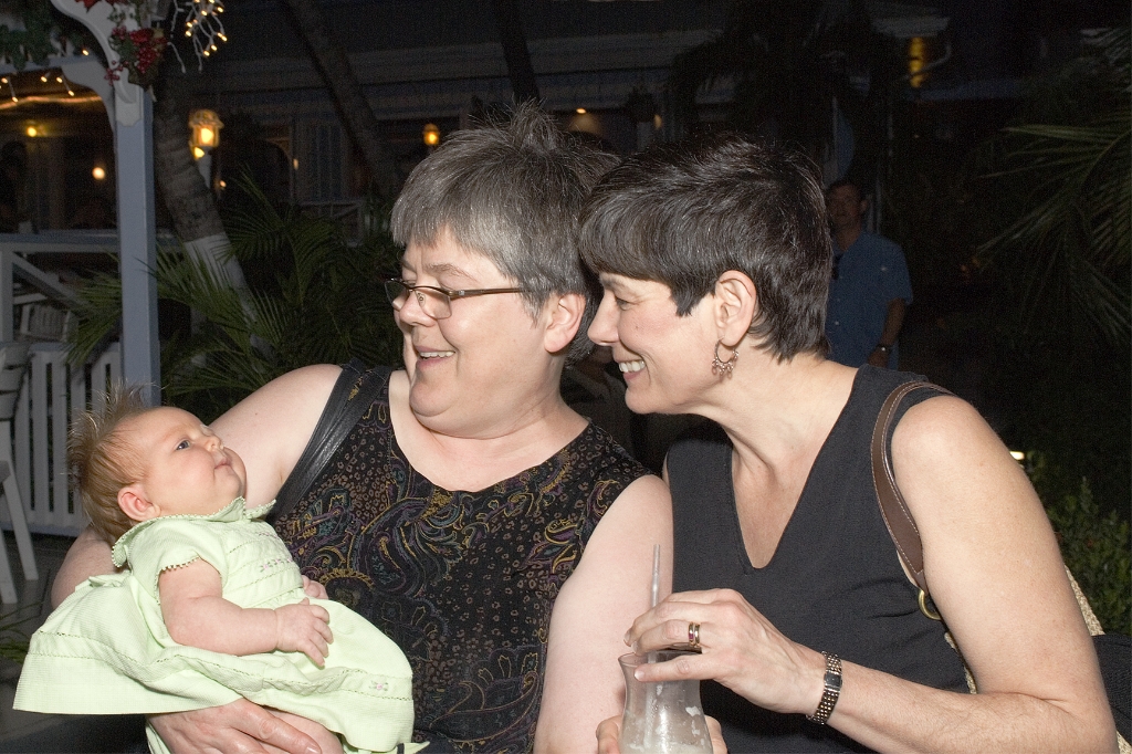 CAY0621812272006.jpg