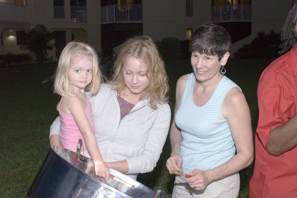 CAY0628812282006.jpg