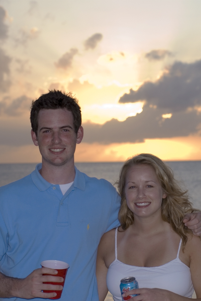CAY0635812302006.jpg